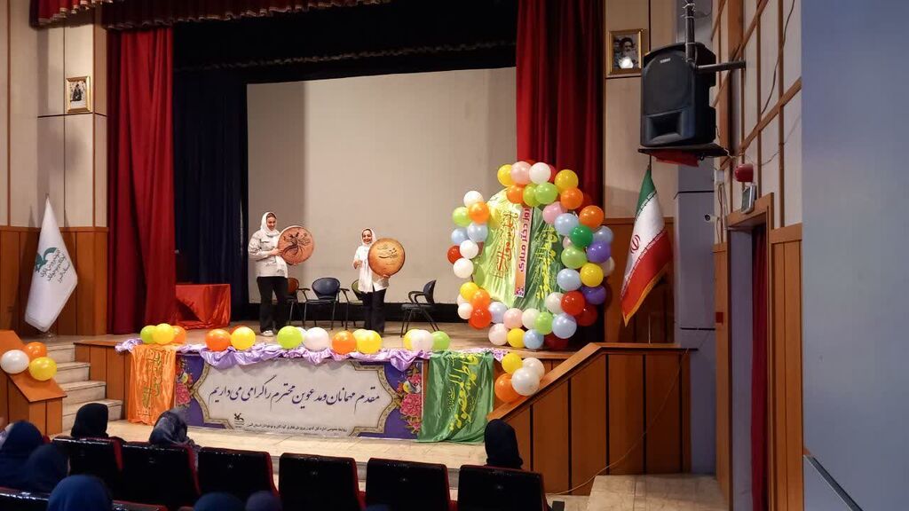 گرامیداشت دهه کرامت - البرز ادامه برنامههای گرامیداشت «دهه کرامت» در کانون البرز