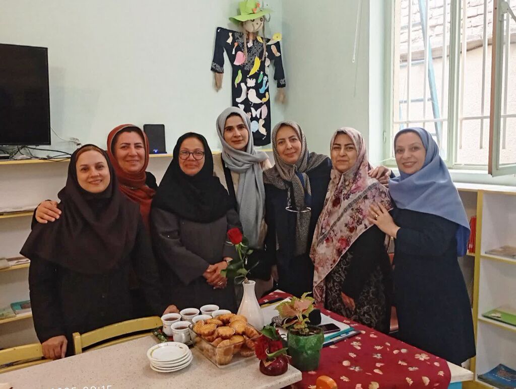 برنامههایی برای گرامیداشت «هفته جهانی نجوم» و «هفته تجلیل مقام معلم» در هشتگرد