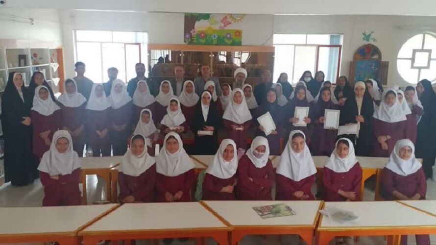 آیین اختتامیه جشنواره "یک کتاب یک قصه"