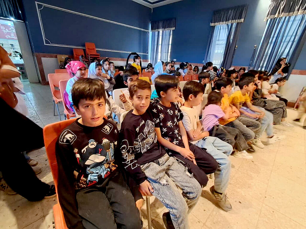 برنامه خواهر برادری مرکز جونقان چهارمحال و بختیاری آیین «خواهر، برادری» در مرکز جونقان برگزار شد