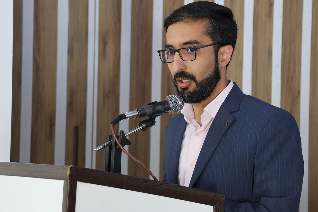 نشست تخصصی «تحلیل متون و نقد ادبی» در کانون چهارمحال و بختیاری برگزار شد