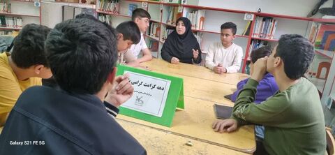 آیین های دهه کرامت و هفته نجوم در مراکز کانون پرورش فکری کودکان و نوجوانان آذربایجان شرقی