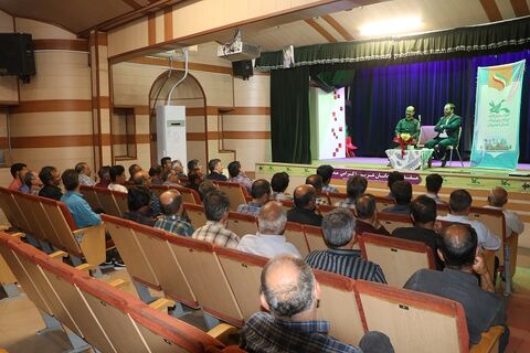 گزارش تصویری نشست آموزشی الزامات و آداب معاشرت محیط کار کارکنان خدمات کانون استان اصفهان