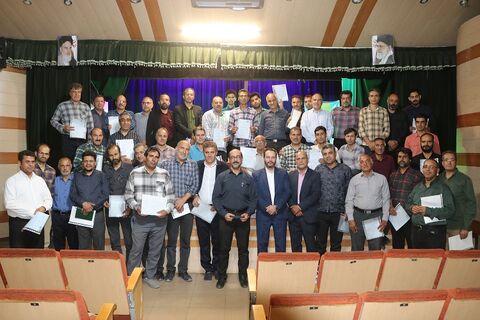 گزارش تصویری نشست آموزشی الزامات و آداب معاشرت محیط کار کارکنان خدمات کانون استان اصفهان