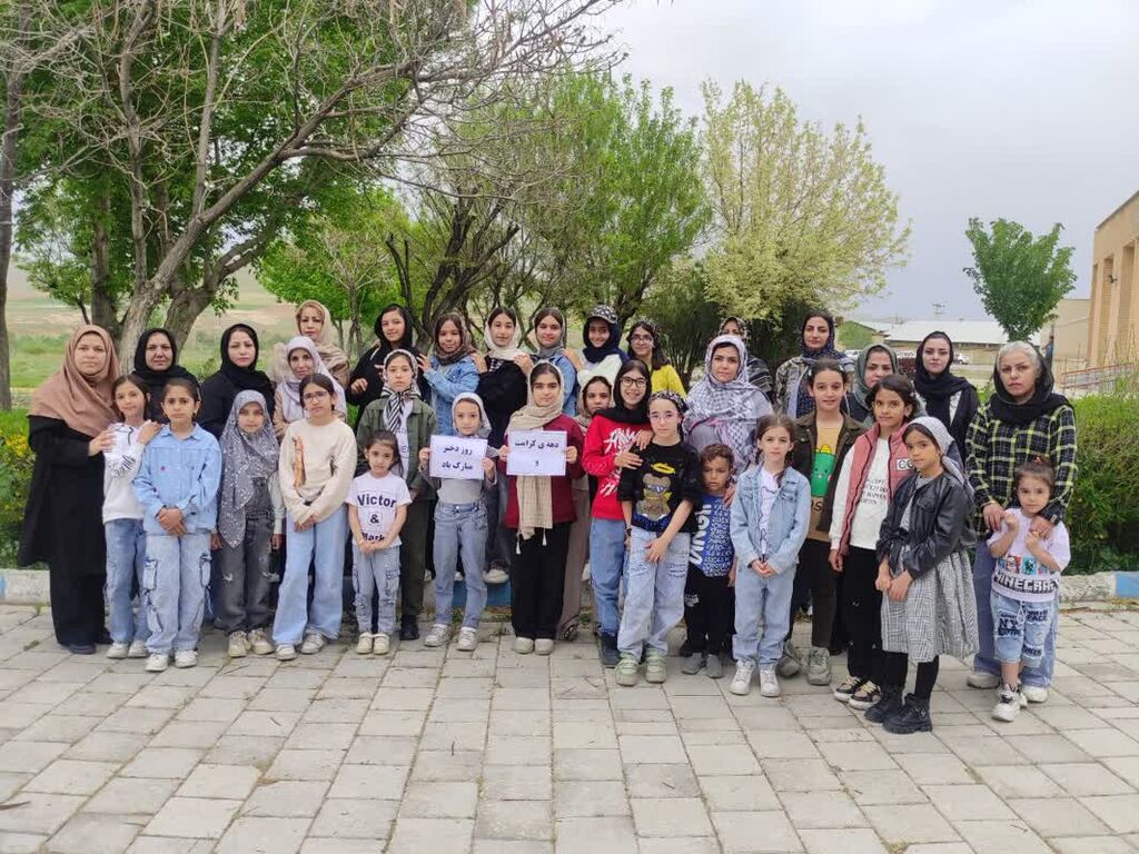 برگزاری جشن دخترانه در مراکز فرهنگی- هنری همدان/2