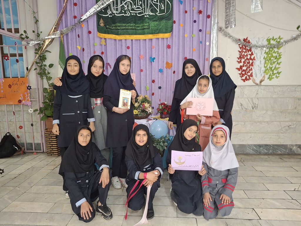 جشن مرکز ۱۷ کانون استان تهران برای جشن دختران دبستان ایمان