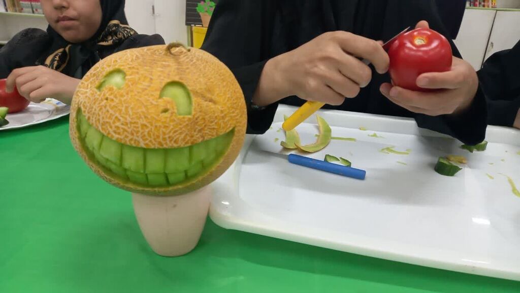 فعالیتهای مرکز فرهنگی شماره ۱ مشهد در دهه کرامت و هفته معلم