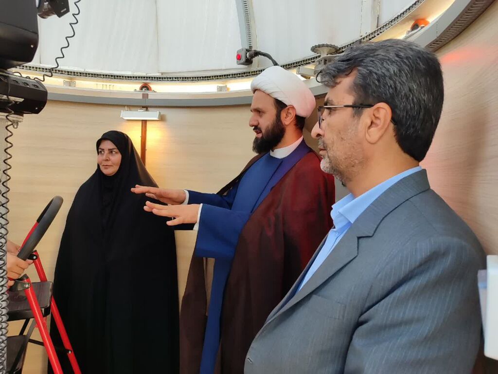 بازدید مشاور وزیر آموزش وپرورش ازمرکز نجوم و رصد خانه کانون استان ایلام