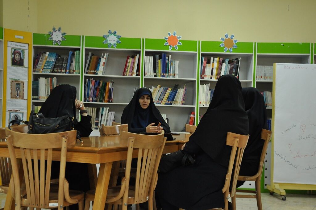 بازدید  رئیس دفتر مدیرعامل از مرکز مجتمع کانون البرز