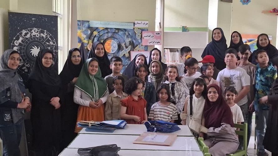 «لمس ماه » با دستهای مهربان کودکان و نوجوانان روشندل و توانخواه