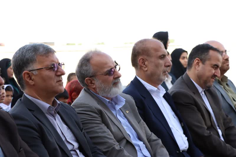 آیین افتتاحیه کتابخانه سیار روستایی با حضور معاون تولید کانون پرورش فکری