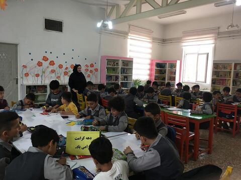 گزارش تصویری برگزاری آیین‌های دهه کرامت در مراکز فرهنگی و هنری کانون استان قزوین