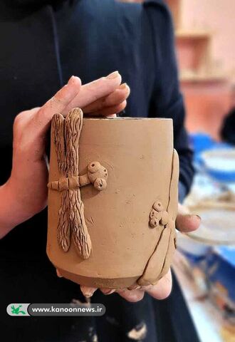 کارگاه سفالگری با چرخ چهارمحال و بختیاری