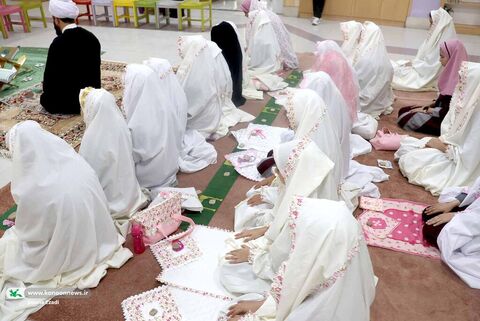 جشن تکلیف دختران در مرکز مجتمع شهرکرد برگزار شد چهارمحال و بختیاری