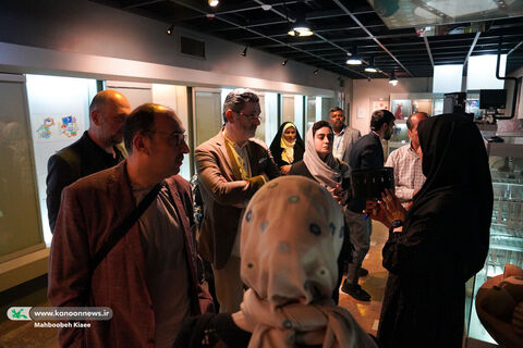 بازدید هنرمندان کشورهای هند و ترکیه از کانون