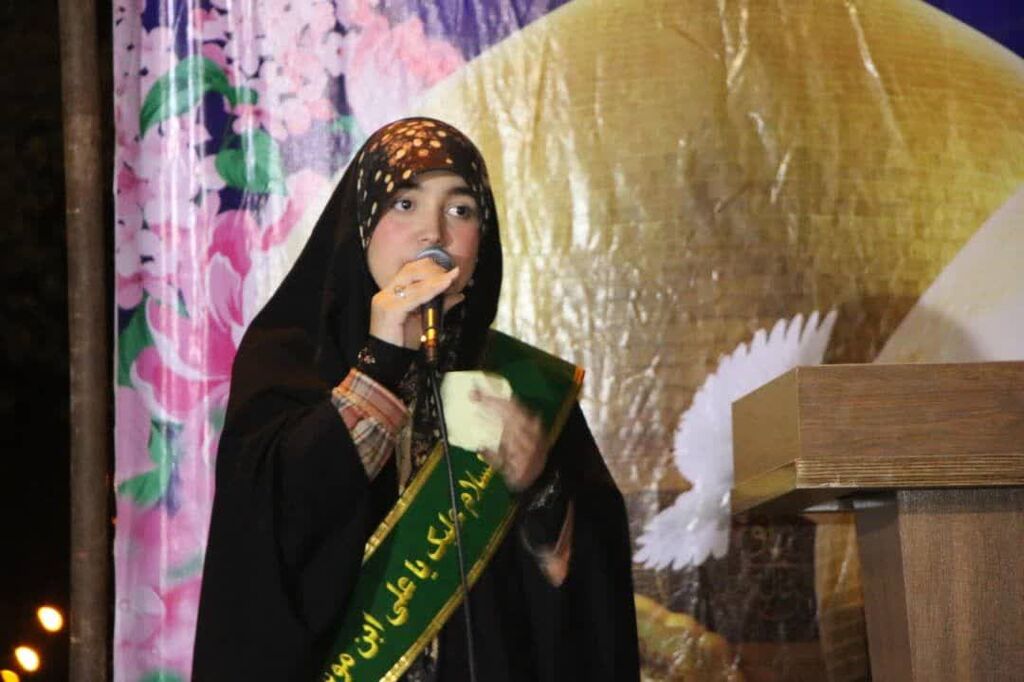 درخشش نخبه قرآنی کانون همزگان اسرا برکم، ستارهای از آسمان عترت، در آزمون نهایی درسهایی از قرآن درخشید