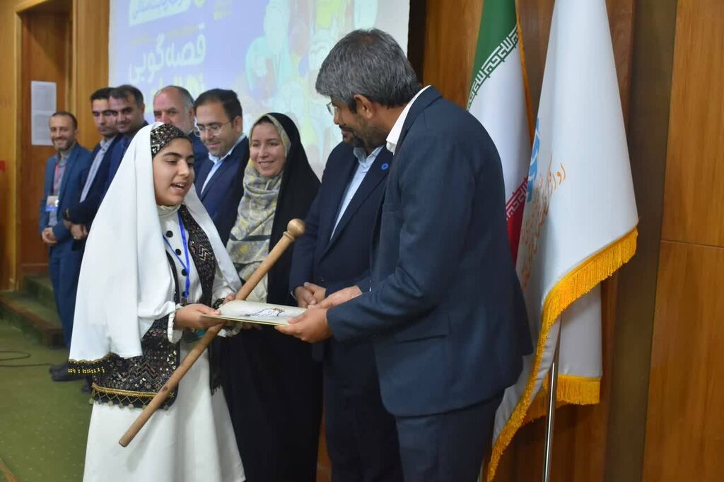 برگزیدگان جشنواره قصه گویی نهال امید معرفی شدند