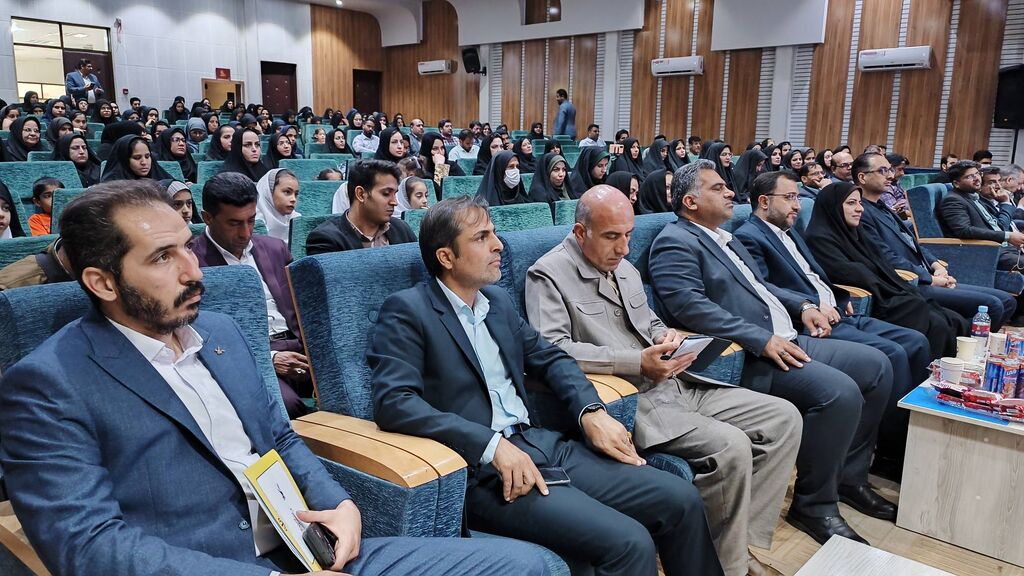 نوجوان سالم، قوی، آگاه و مسئولیتپذیر است