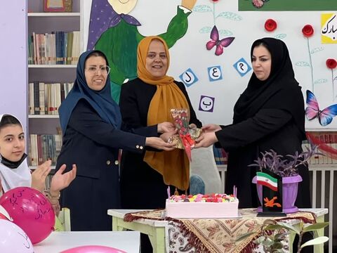 ویژه برنامه های گرامیداشت هفته معلم در مراکز کانون پرورش فکری کودکان و نوجوانان استان آذربایجان غربی