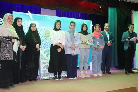 گزارش تصویری رونمایی از کتاب هشتمین خورشید و تقدیر از اعضای افتخارآفرین بین‌المللی، ملی و استانی
