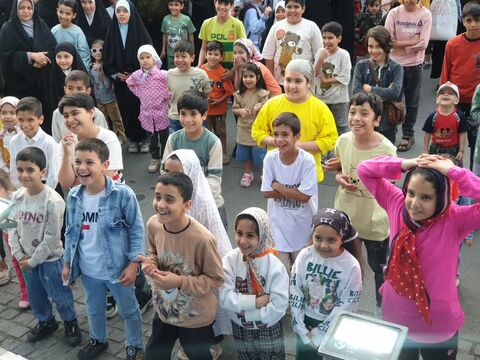 جشن خانوادگی «امام رضایی‌ها» با تماشاخانه سیار کانون پرورش فکری کودکان و نوجوانان خراسان رضوی