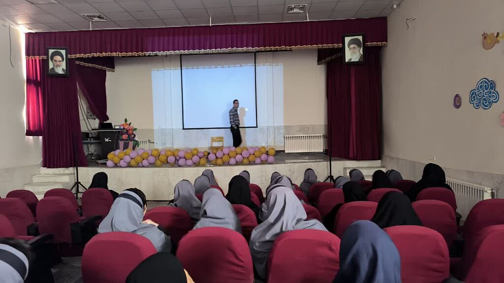 ویژهبرنامه نجوم در مرکز شماره ۳ کانون کرمانشاه