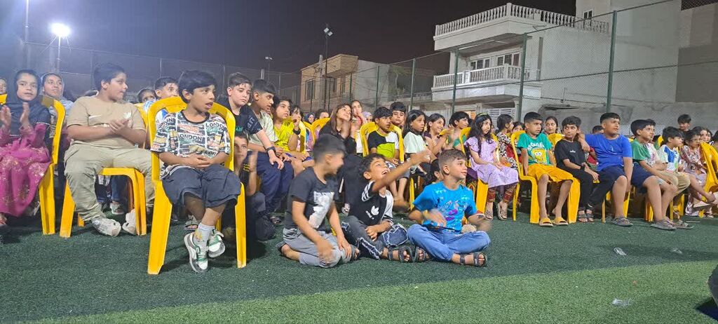 ویژهبرنامهی «پیک امید» در روستای خونسرخ با حضور ۳۰۰ کودک و نوجوان برگزار شد