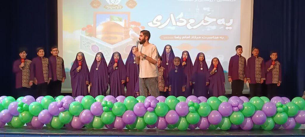 سرود یکی از عناصر و ابزارهای خوب تربیتی است