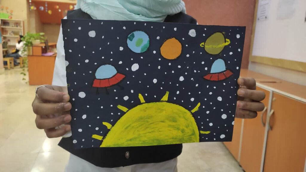 همیشه پای خورشید در میان است