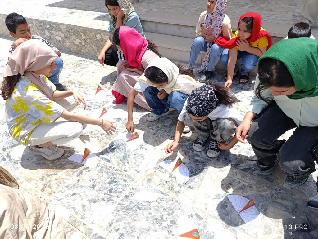 ساخت ساعت آفتابی همراه با رصد خورشید