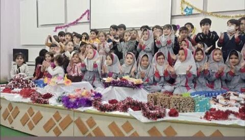 عشق و ارادت کودکان و نوجوانان به هشتمین خورشید مهربانی‌ها در کانون امام رضایی استان اصفهان