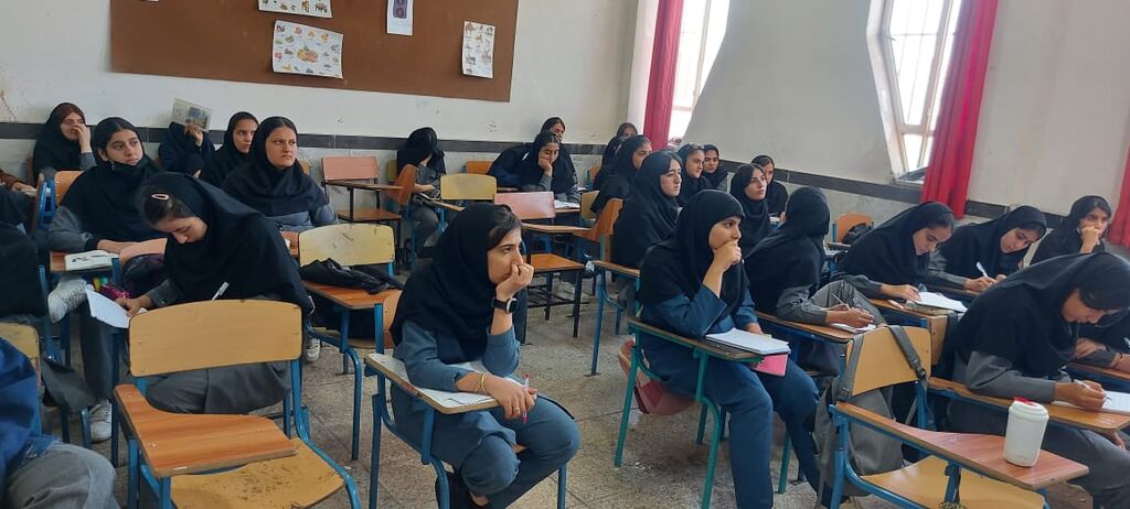 نشست کانون پرورش فکری و دبیران مدارس یاسوج به مناسبت هفته معلم