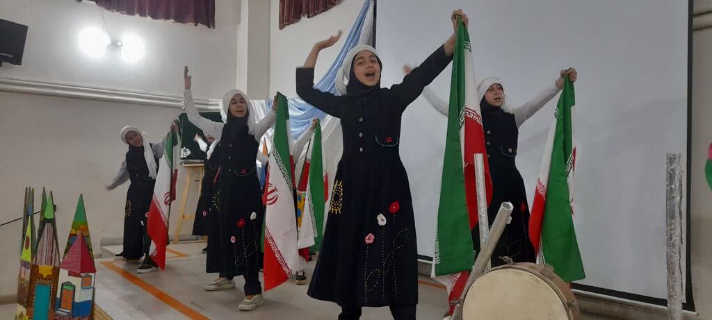 پوستر قصه‌گویی محلی کانون همدان در راستای طرح ثامر رونمایی شد