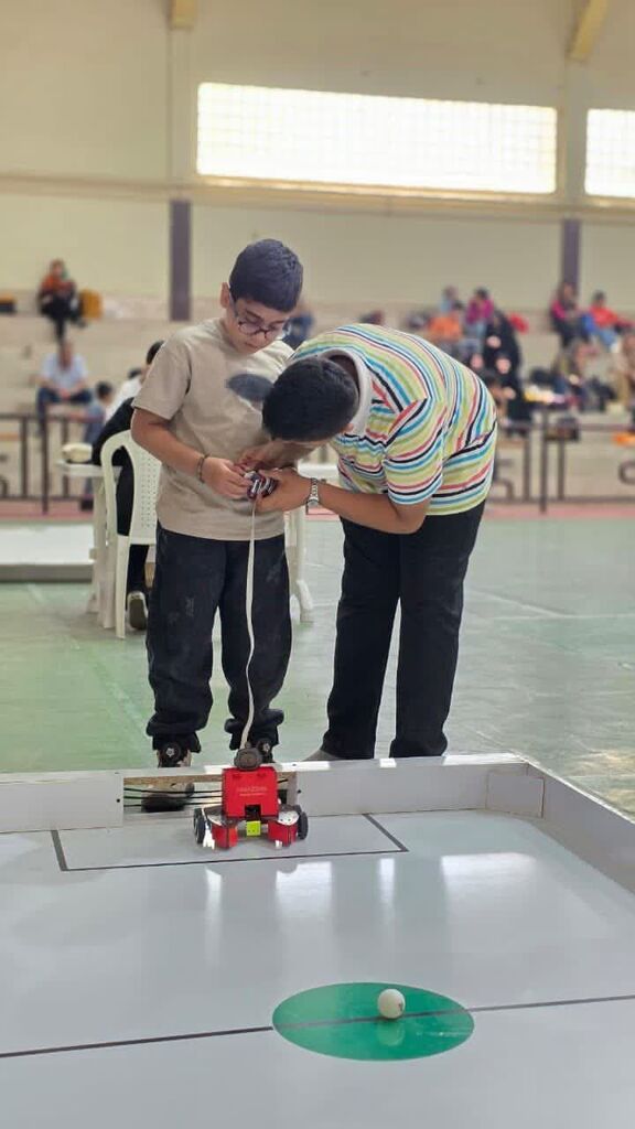 دومین دوره مسابقه علمی-دانش آموزی رباتیک روبوگان برگزار شد