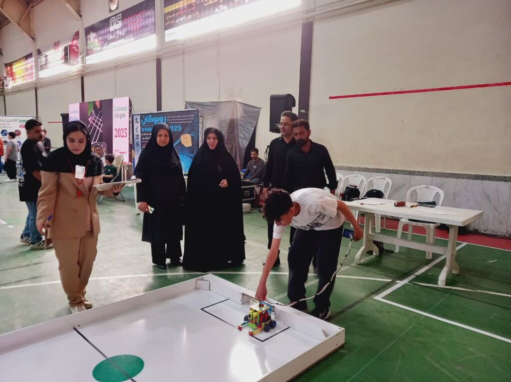 دومین دوره مسابقه علمی-دانش آموزی رباتیک روبوگان برگزار شد