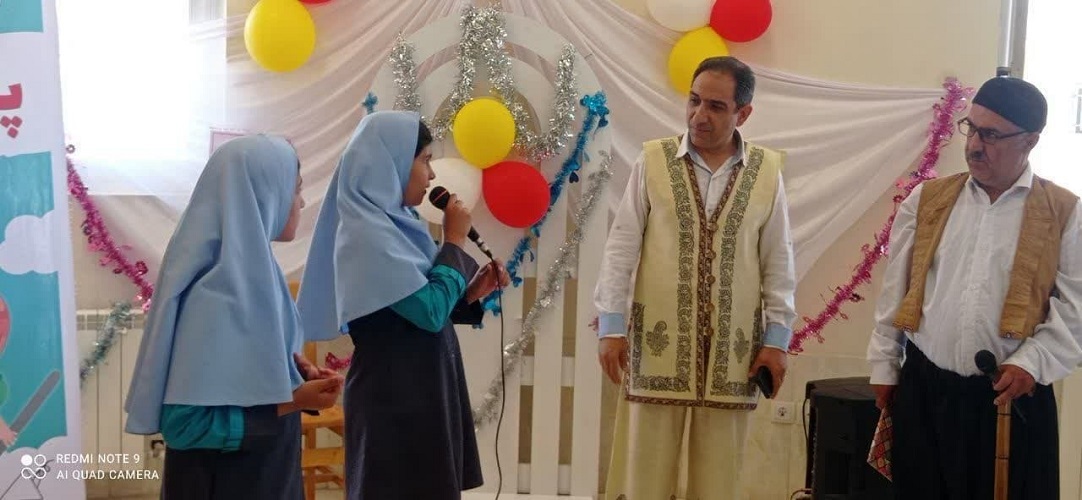 پیک امید کانون استان اصفهان مهمان دانشآموزان دبستان شهید میربیگی روستای دستجا از توابع شهرستان اصفهان شد