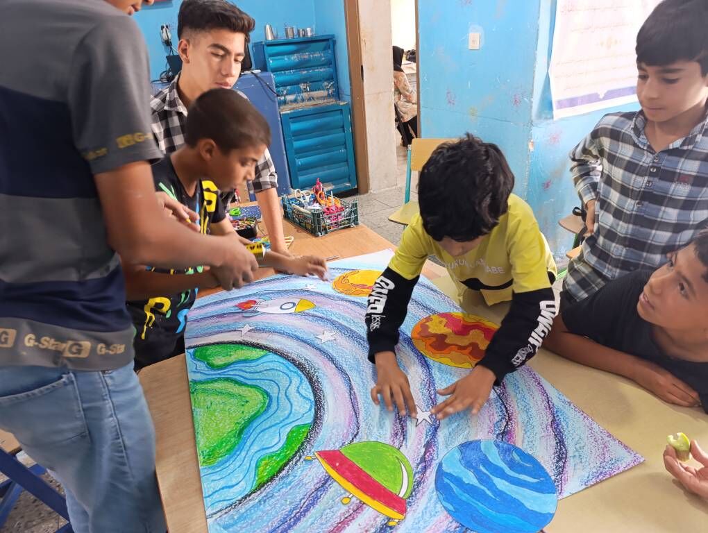 دانشآموزان روستاهای جهرم با پیک امید، همسفر ستارگان شدند