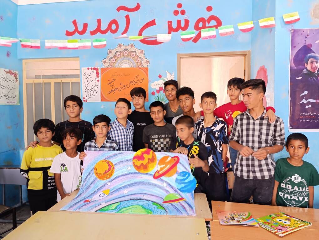 دانشآموزان روستاهای جهرم با پیک امید، همسفر ستارگان شدند