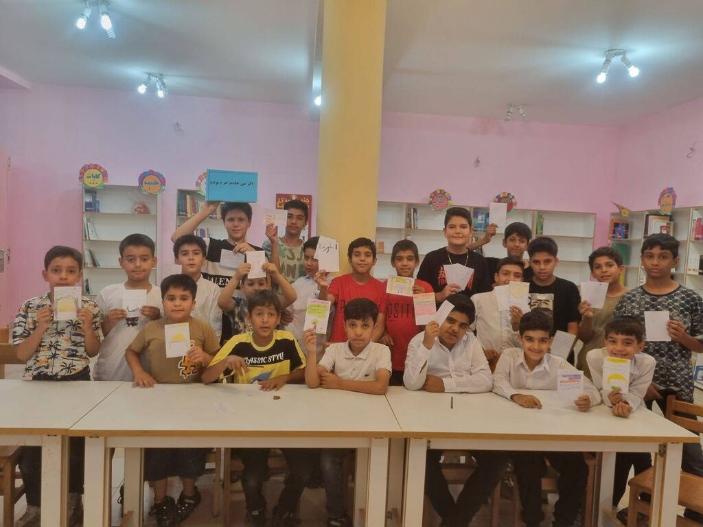 ویژهبرنامه دهه کرامت با محوریت خانواده در کانون پرورش فکری جهرم برگزار شد