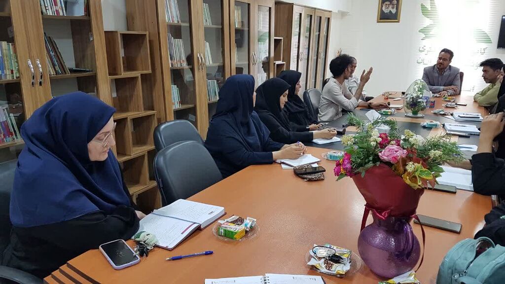 دومین نشست شورای فرهنگی سال ۱۴۰۴ کانون کرمانشاه