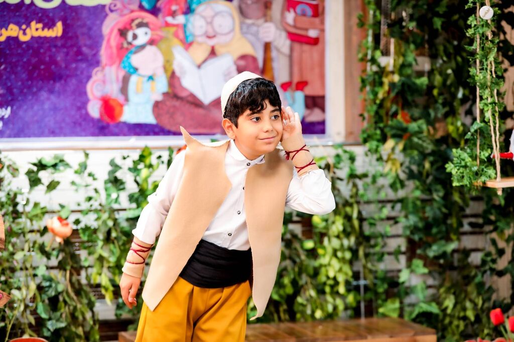 درخشش کانون هرمزگان در سومین دوسالانه جشنواره قصهگویی «نهال امید»استان