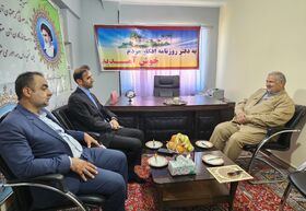 رسانه، چشمان بیدار جامعه و عامل ارتقاء فرهنگ است
