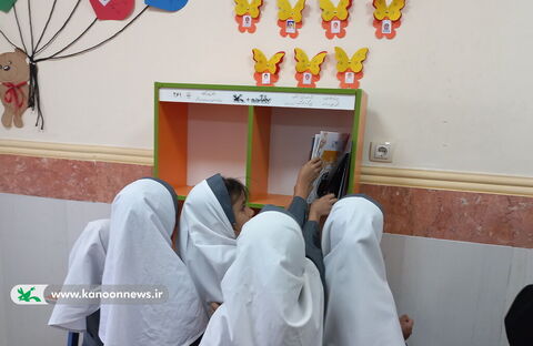 پرواز درناهای کاغذی بر بام مدرسه چهارروستایی