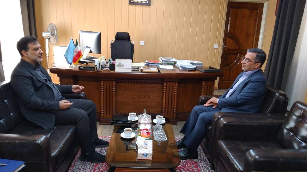 شرح موفقیتها و طرح انتظارات کانون با رئیس سازمان مدیریت و برنامه ریزی استان تهران