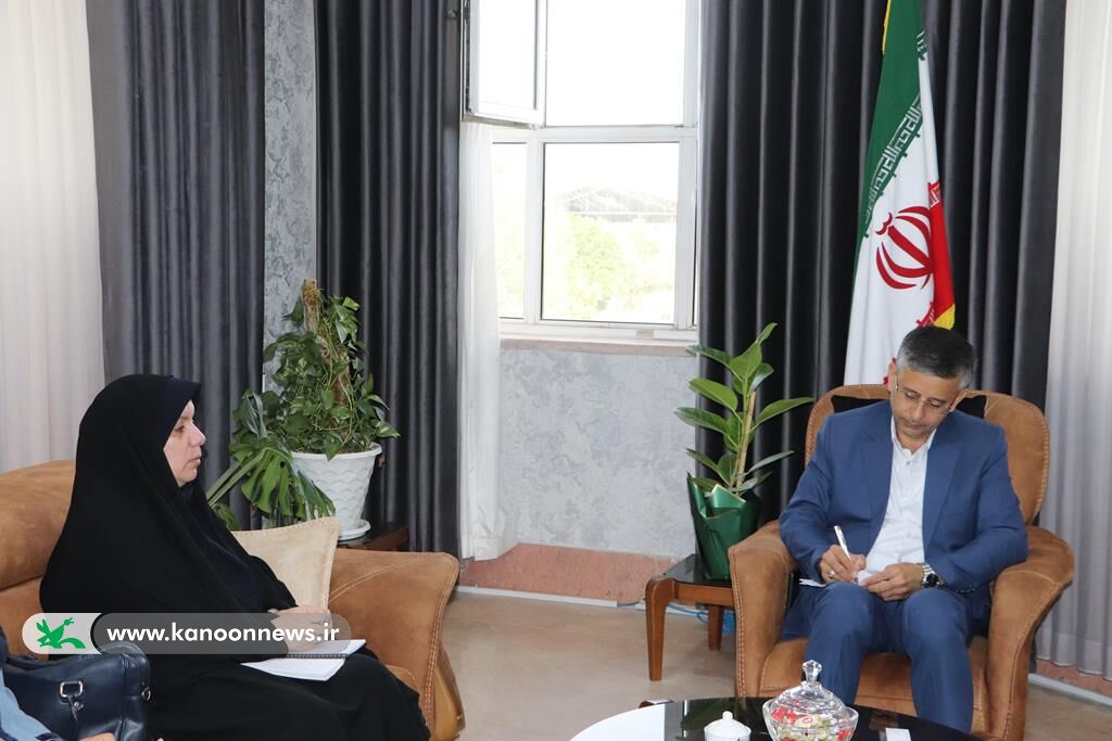 دیدار مدیرکل کانون استان گلستان با فرماندار آق‌قلا
