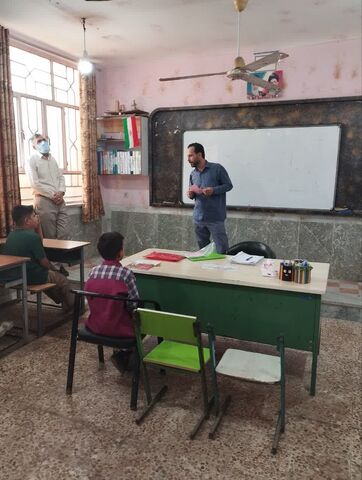 ویژه برنامه «پیک امید» کتابخانه‌های سیار کانون در روستای البصره اهواز