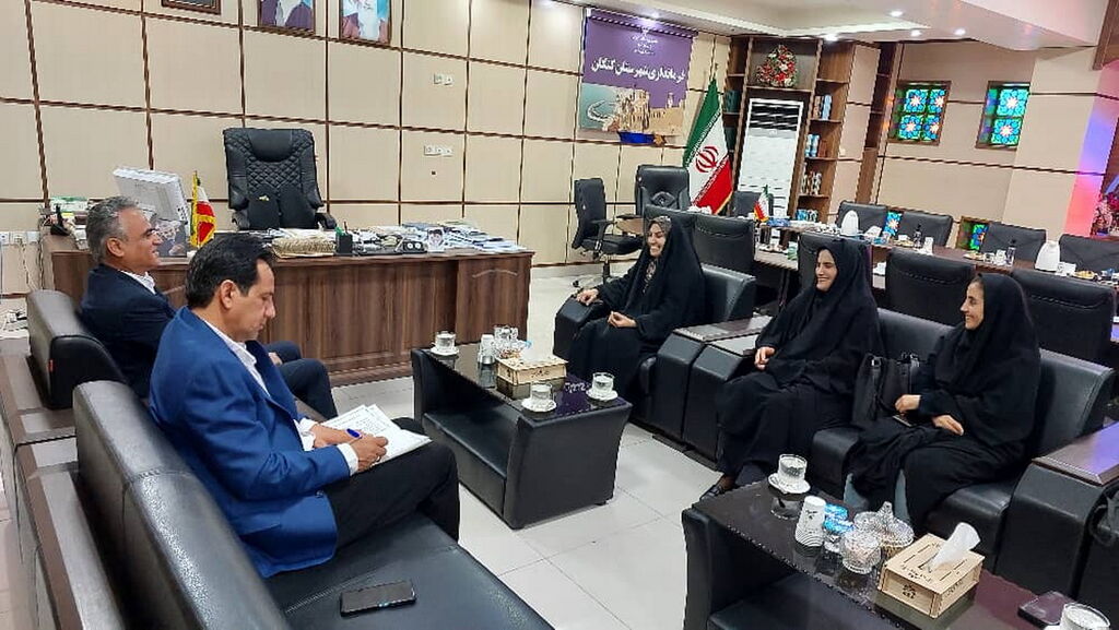 دیدار مدیرکل کانون استان بوشهر با فرماندار کنگان