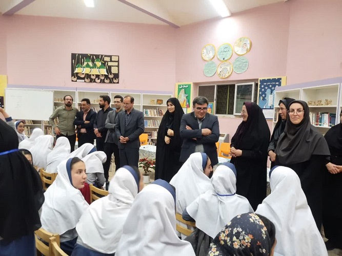 شبی با مهتاب و ستاره‌ها در کانون فریدون‌شهر استان اصفهان