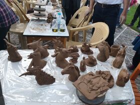 برپایی کارگاه مجسمه‌سازی در آرامگاه فردوسی حکیم