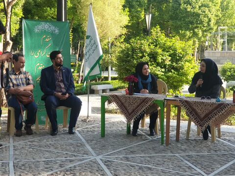 آیین افتتاح باشگاه سیمرغ ویژه شاعران و نویسندگان نوجوان مشهدی در آرامگاه فردوسی